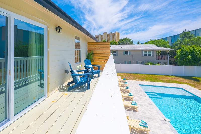Tropical Tides at Sundial Suites — upstairs 2-bedroom suite in Panama City Beach