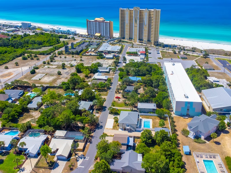 Drone view of Sundial Suites property and pool deck Panama City Beach