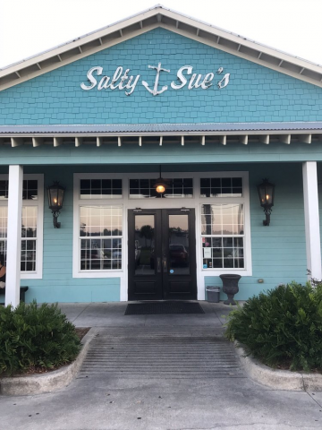 Salty Sue's restaurant exterior in Panama City Beach